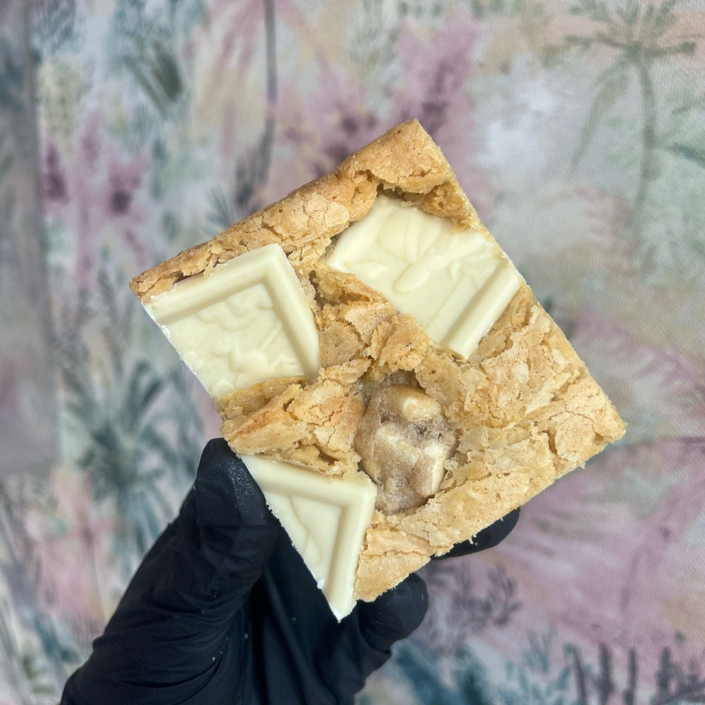 MILKYBAR COOKIE DOUGH BLONDIE